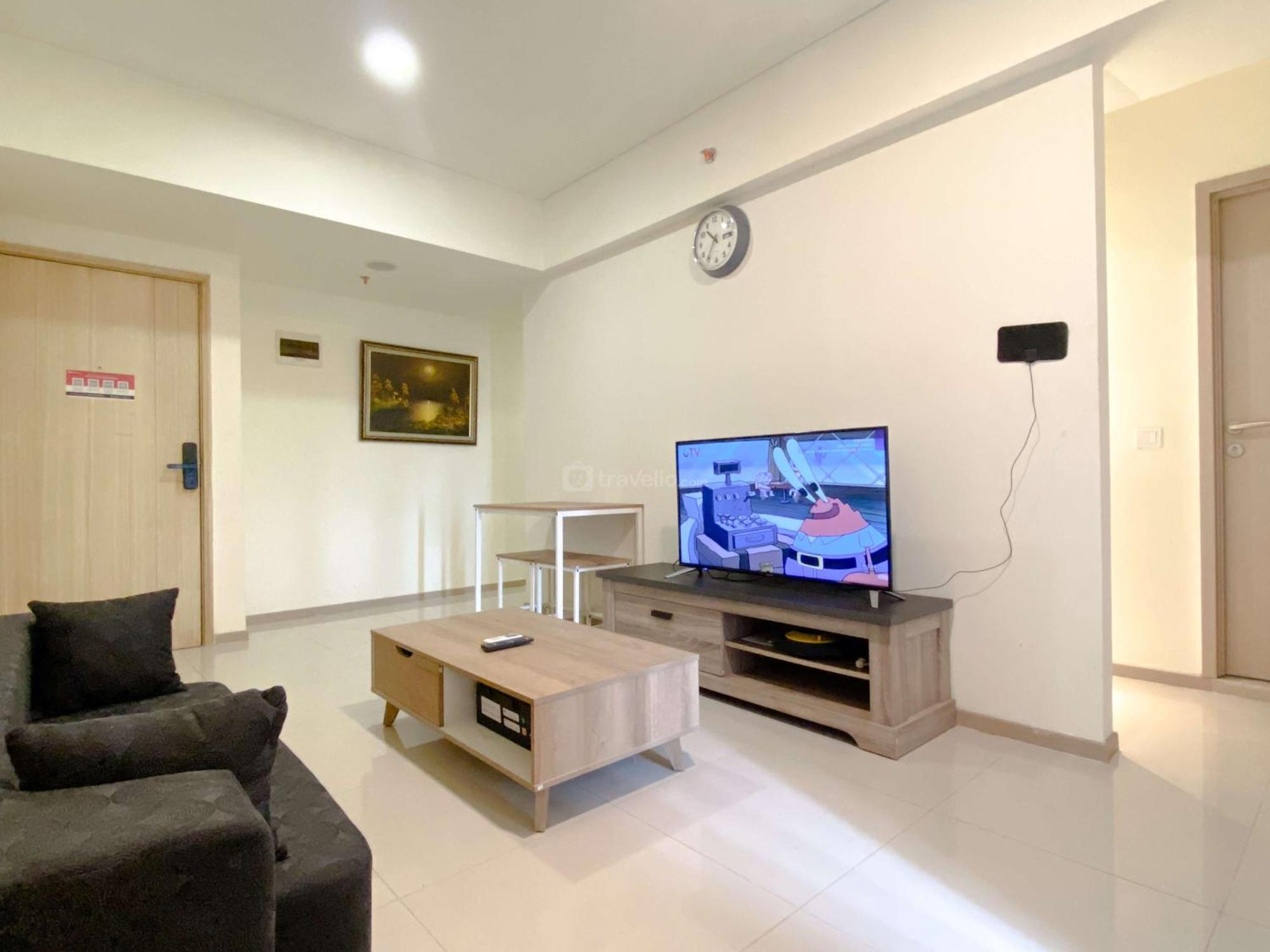 Comfortable Living 2Br At Meikarta Apartment By Travelio Cikarang Buitenkant foto